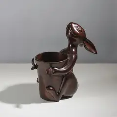 Hubert Le Gall, Cache-pot Antoine, Bronze patiné