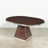 Pierre Cardin, Table à manger à rallonge