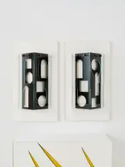 Roberto Giulio Rida, Paire d'appliques Domus, A unique and impressed pair of 'Domus' sconces in lacquered wood, glass, tinted glass and lacquered steel by Roberto Giulio Rida in 2018