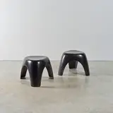 Sori Yanagi, Deux tabourets Éléphant
