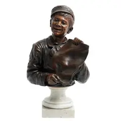 El Voceador, FRANCIA, CA, 1900, Bronce, patinado en color marrón; con base de mármol blanco
