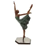 Javier Villarreal, BAILARINA EN PUNTA