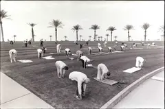 David Hurn, Sun City, Arizona 1980, 1980, Gelatin silver print, printed in 1989 on double-weight semi-matte paper