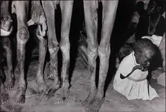 Chris Steele-Perkins, Famine in Karamoja Province, Uganda 1980, 1980, Gelatin silver print, printed in 1989 on double-weight semi-matte paper