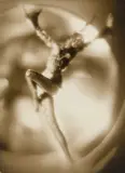 Atelier Manasse, Art Deco dance pose, 1927, Vintage silver print on double-weight semi-matte paper, sepia-toned, in very good condition. Studio's signature "Manassé Wien" in the negative, several handwritten numbers and annotated "Studie" in pe