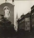 Trude Fleischmann, View from Schauflergasse to Michaelerkirche, Vienna c. 1929