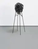 Eva Rothschild, Mr. Messy, 2007, armature wire, plastic, painted steel
