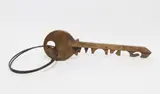 Iván Capote, The Key to All Things, 2006, aluminium, steel