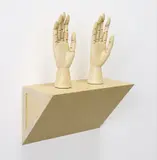 Haim Steinbach, Untitled (female mannequin right hands)