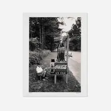 Alfred Eisenstaedt, Little boy selling Coca Cola by roadside, Atlanta, Georgia, 1936, gelatin silver print