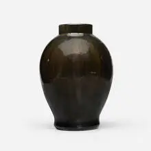 Fulper Pottery, Vase, c. 1917-1923, Mirror Black-glazed stoneware