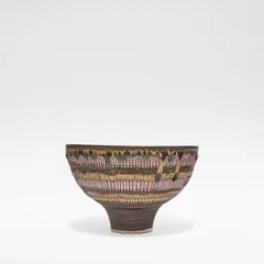 Lucie Rie, Footed bowl, circa 1978, Porcelain