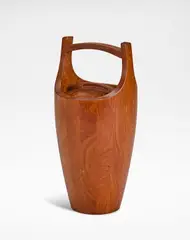 Jens Quistgaard, Ice bucket, model no. 810, circa 1965, Teak, plastic