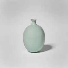 Monique Cavallini, Vase