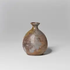 Bouteille de saké by Ichino Koji, 1978, sold Jul 2024