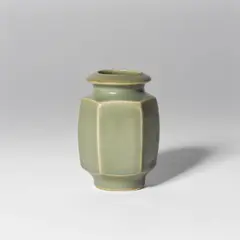 Daniel de Montmollin, Vase, circa 1985