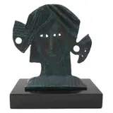 Sergio Hernández, Eva, Escultura en bronce sin número de tiraje en base de madera