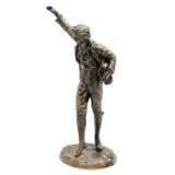 Campesino, SXX, Bronce, acabado color dorado Firmado T