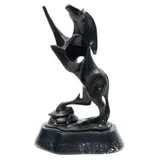 Caballo Rampante, SXX, Bronce, patinado en color marrón; base de mármol negro