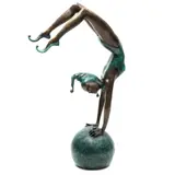Equilibrista, SIGLO XX, Bronce, patinado en color verde y marrón