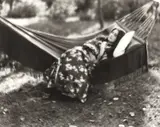 Alvin Langdon Coburn, Toodles (Elsie Thomas), 1908, Gelatin silver print, printed in the 1980s on double-weight semi-matte paper, in perfect condition. Black metal frame