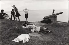 David Hurn, Promenade at Tenby, Wales, Great Britain 1974, 1974, Gelatin silver print, printed 1989 on double-weight semi-matte paper
