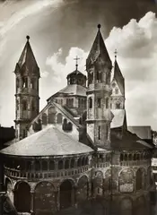 Sankt Aposteln by August Sander, sold Dec 2016