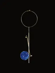 Giò Pomodoro, Unique necklace, circa 1972, 18K yellow gold, 18K white gold, lapis lazuli