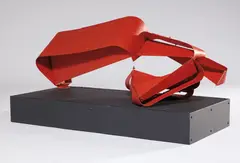 Édgar Negret, Puente metamorfosis, 1978, painted aluminum