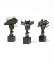 Diálogo de damas by Manolo Valdés, 2006, The complete set of three bronze sculptures with green patina on wood bases,, sold Oct 2014