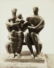 Henry Moore, Untitled (Family Group), 1945-1949, Gelatin silver print