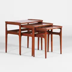 Erling Torvits, Set of three rosewood nesting tables