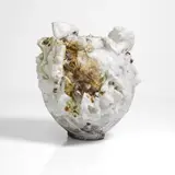 Stoneware 'Moon' vase by Akiko Hirai, sold Apr 2025