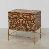 Studio Job, Rare coffre Perished Chest sur piètement unique, Ebène de Macassar, érable sycomore, hêtre, MDF, bronze poli et verre