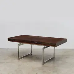 Bodil Kjaer, Bureau Office Desk de la série Office-2000, An 'Office Desk' from the 'Office-2000' series in wengue, oak and chrome-plated metal by Bodil Kjaer designed in 1959 and early edited by E