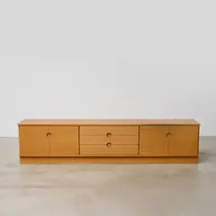 Pertti Salmi, Buffet, A labeled sideboard in oak by Pertti Salmi edited by Vilka circa 1965