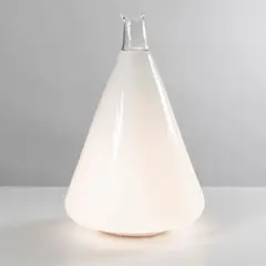 Noti Massari, Lampe à poser Buto, A 'Buto' table lamp in Murano glass and plastic by Noti Massari designed in 1977 and edited by Leucos