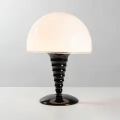Roberto Pamio, Lampe de table Sinfonia, A 'Sinfonia' table lamp in opaline glass, tinted glass and metal by Roberto Pamio designed in 1985 and edited by Leucos