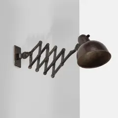 Christian Dell, Applique ciseaux 6718 de la série KAISER idell, An impressed '6718' scissor sconce from the 'KAISER idell' series in lacquered steel by Christian Dell designed in 1931 and early edited