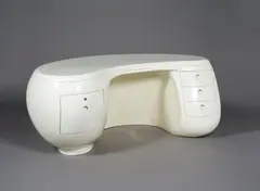 Maurice Calka, Bureau Boomerang, A marked 'Boomerang' desk in tinted fiberglass and metal by Maurice Calka designed in 1970 and edited by Leleu Deshays