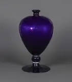 Vittorio Zecchin, Vase Veronese, A engraved 'Veronese' vase in blown glass by Vittorio Zecchin designed in 1921 and edited by Venini circa 1966-1970