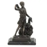 Diana Cazadora, SIGLO XX, Bronce, patinado en color marrón; con base de mármol negro veteado