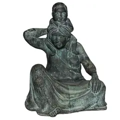 Salvador Soto Tovar, MATERNIDAD, Bronce, patinado en color verde