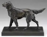 Unsigned, Setter at Point, Fine bronze sculpture of a pointing hunting dog standing on a rectangular bronze plinth. Wonderful old dark patina