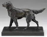 Unsigned, Setter at Point, Fine bronze sculpture of a pointing hunting dog standing on a rectangular bronze plinth. Wonderful old dark patina