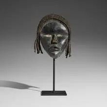 Dan, Deangle mask, carved wood, rope, plaster
