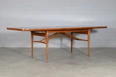 Robert Heritage, Rosewood 'Hamilton' dining table, c.1960s