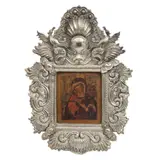 Icono, RUSIA, CA, 1900, Óleo sobre madera; marco de metal plateado con relieves de acantos
