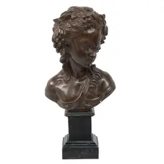 Busto de Bacante, SIGLO XX, Bronce, patinado en color marrón y verde