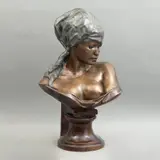 Busto de Nubia*, SIGLO XX, Bronce, patinado policromo